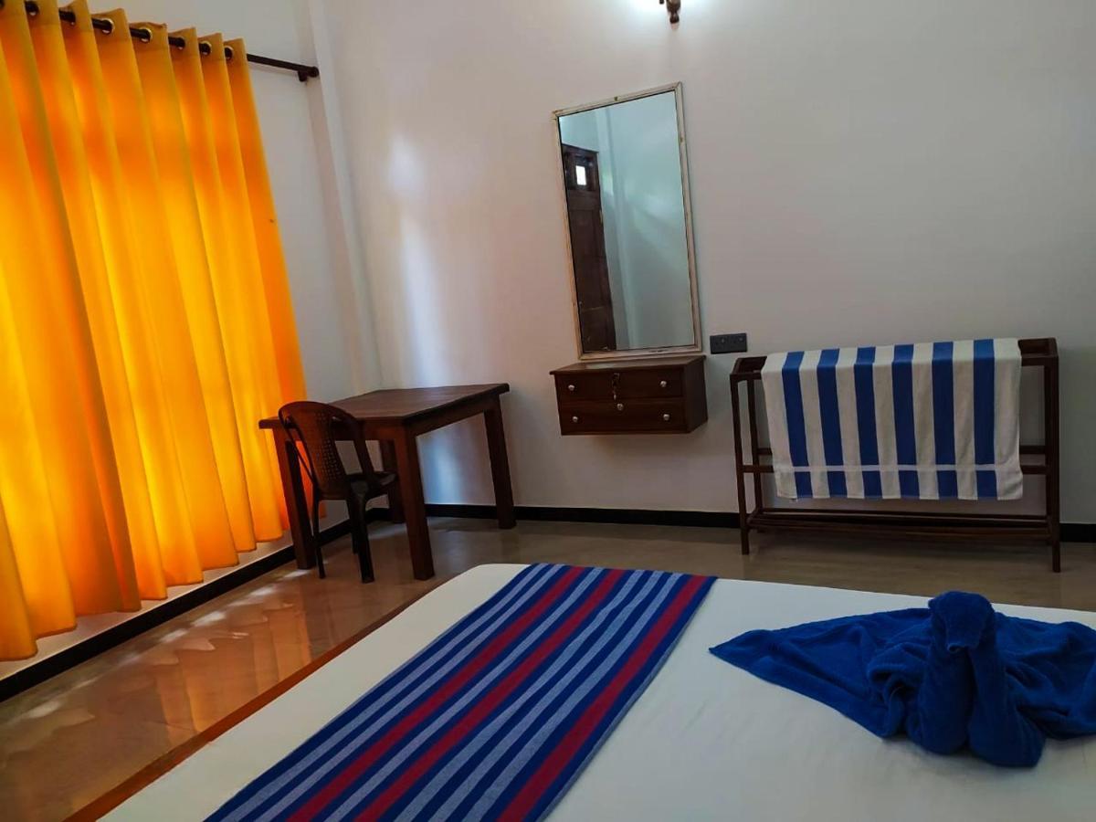 River Side Holiday Inn Weligama Exterior foto